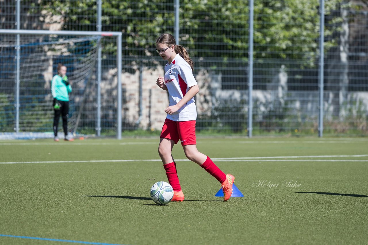 Bild 53 - wCJ Germania Schnelsen - Walddoerfer SV : Ergebnis: 0:6